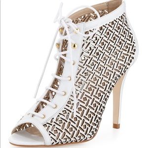 🆕 ETIENNE AIGNER White Leather Bride Wedding